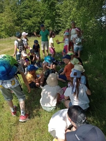 b_1024_768_0_00_images_2022_2023_1-3_AkademiaMalych_rajd_352285849_638152167870320_4916796400852522101_n